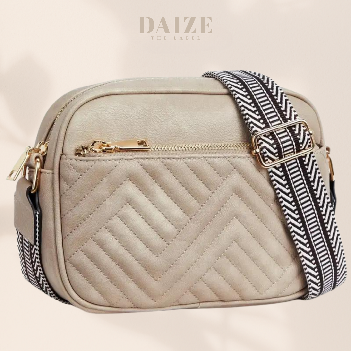 Daize vegan crossbody bag