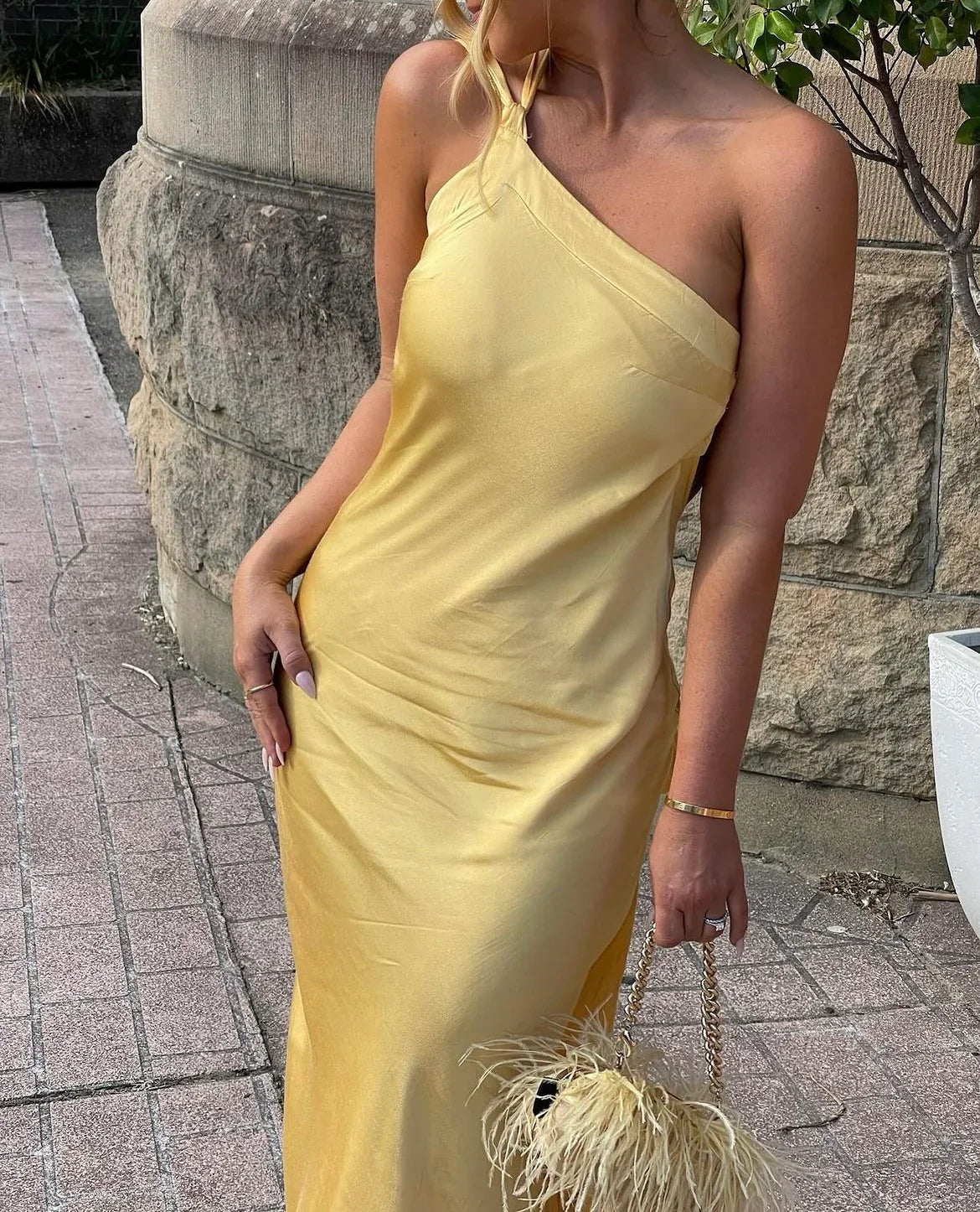 Alicia - Backless Silk Dress