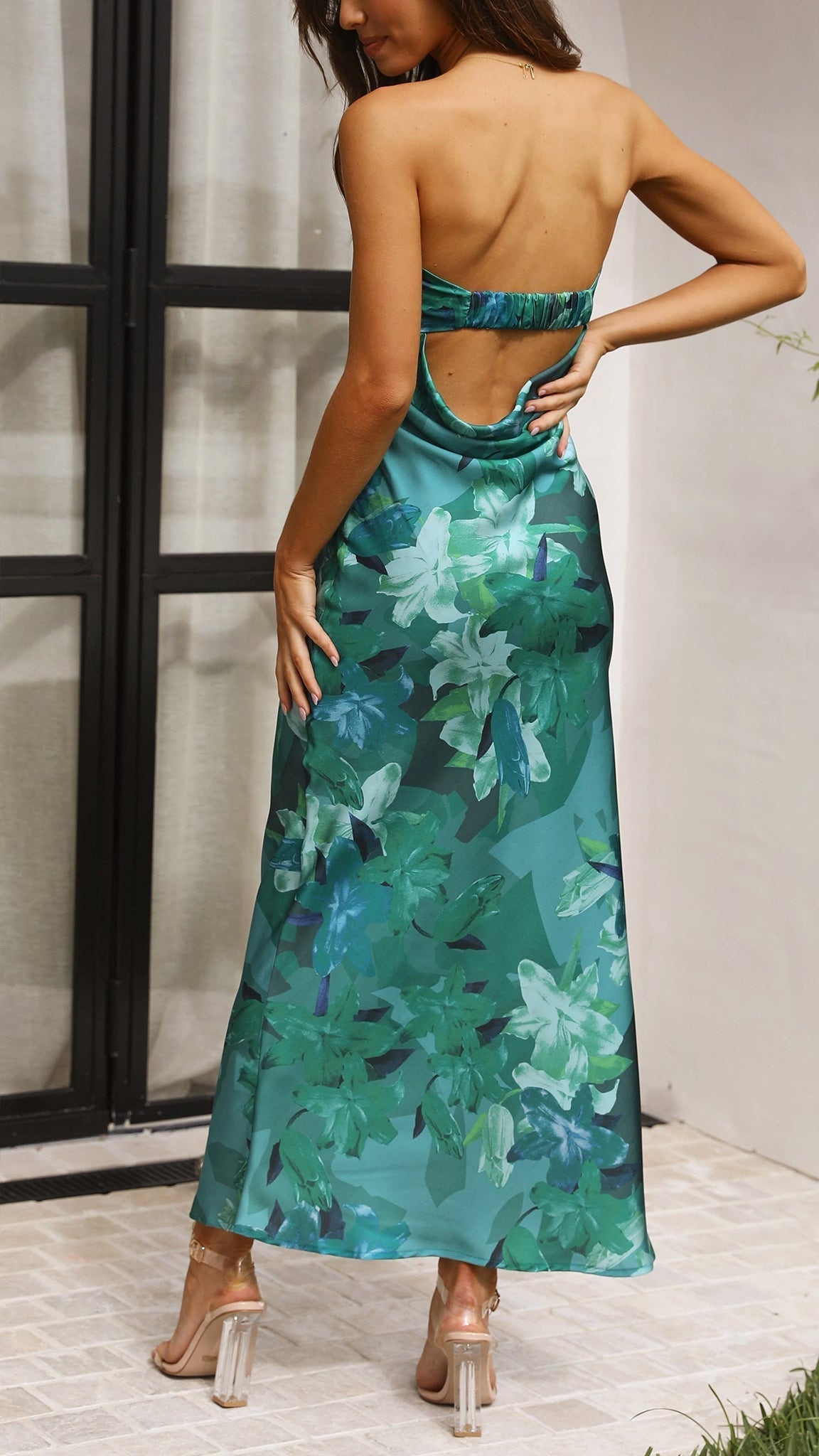 Calista - Sleeveless Floral Maxi Dress