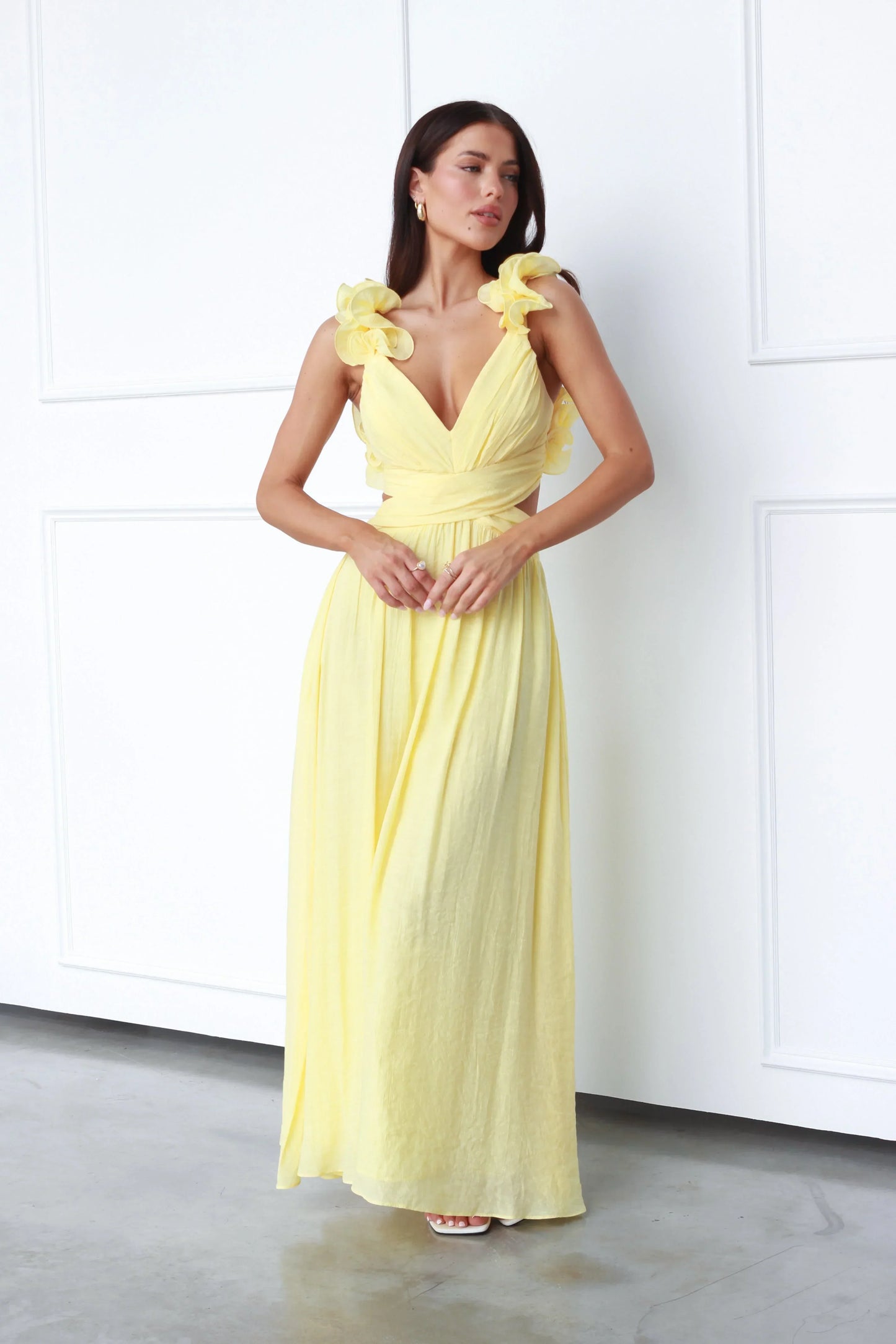 Neveah - Elegant Dress With Deep V-Neck