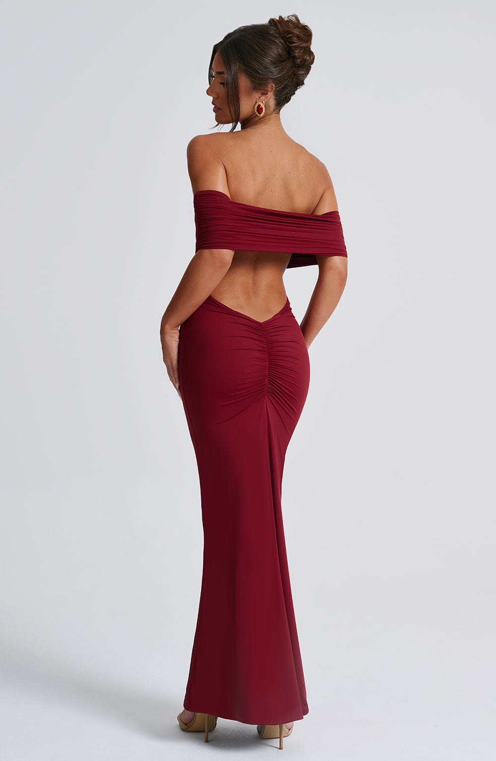 Lysira - Off-Shoulder Backless Maxi Dress