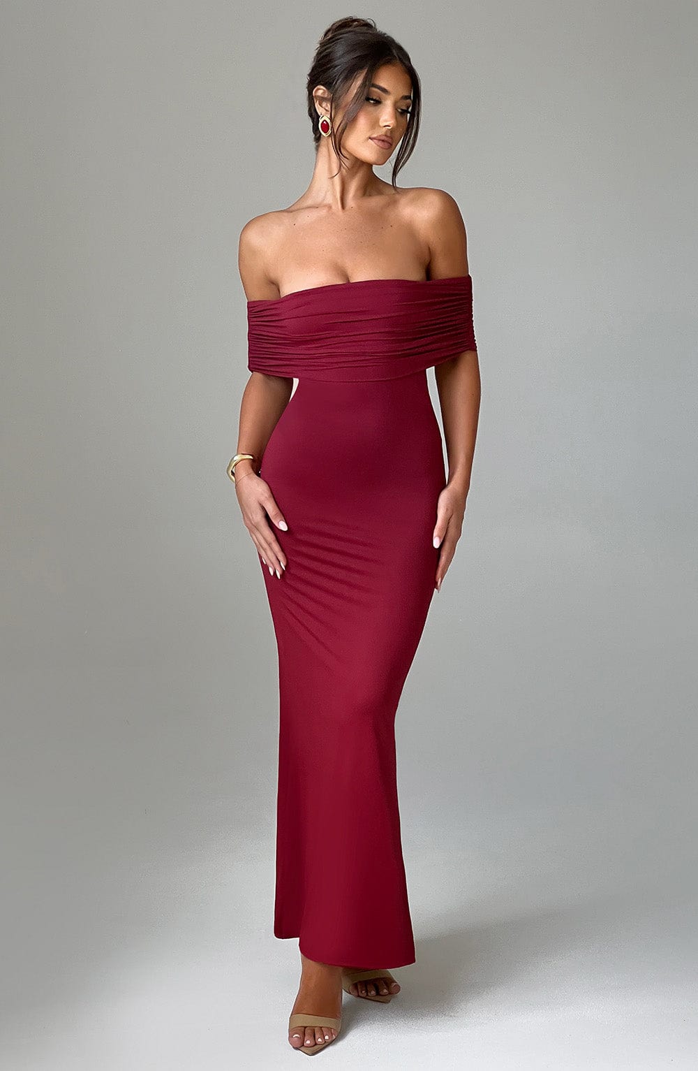 Lysira - Off-Shoulder Backless Maxi Dress