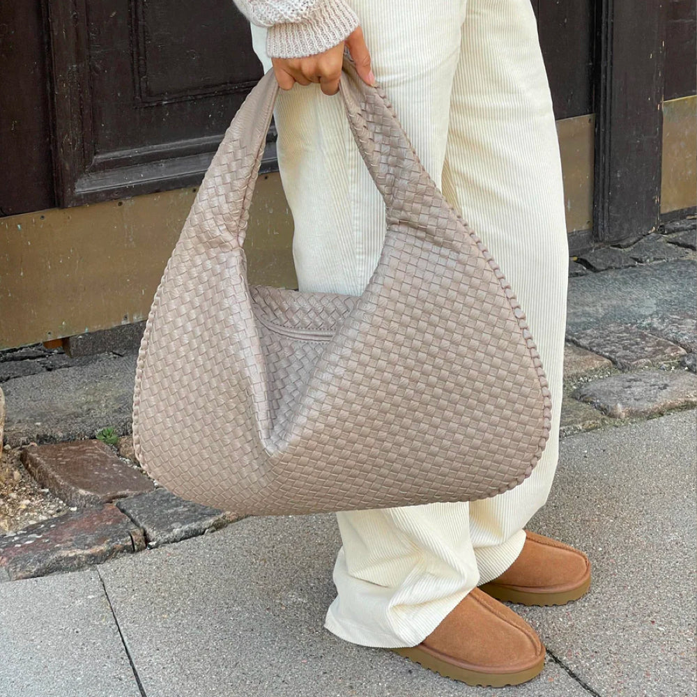 Aurelia - Textured Tote Bag