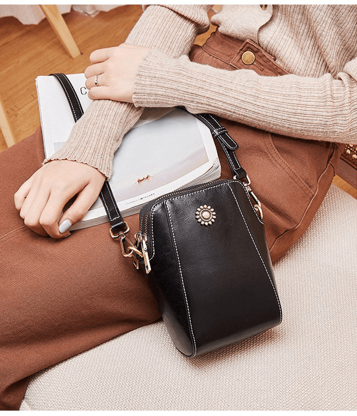 Iris ™ | Retro Crossbody Leather Bag